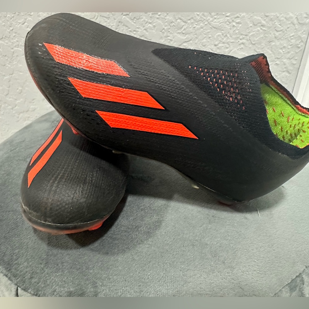 Adidas Kids lace less Soccer cleats